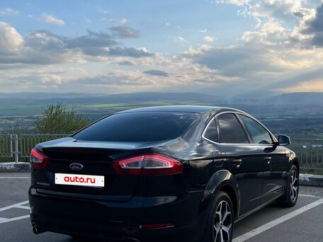 2012 Ford Mondeo IV Рестайлинг, чёрный, 650000 рублей, вид 3