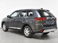 2020 Mitsubishi Outlander III Рестайлинг 3, серый - вид 2