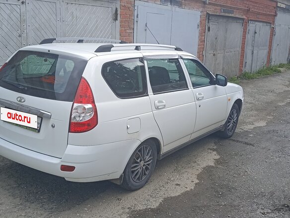 2013 Lada (ВАЗ) Priora I Рестайлинг, белый, 333000 рублей - вид 4
