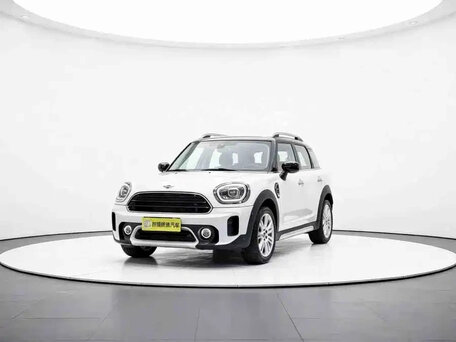 Mini Countryman II Рестайлинг