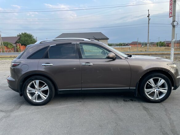 2005 Infiniti FX45 I (S50), коричневый, 900000 рублей - вид 5