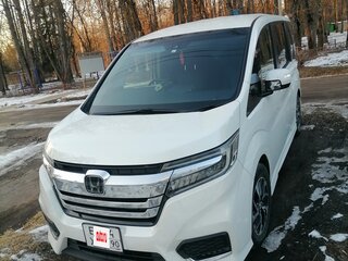 2019 Honda Stepwgn Spada V Рестайлинг, белый, 2450000 рублей, вид 2