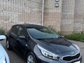 2017 Kia Ceed II Рестайлинг, серый, 1490000 рублей - вид 2