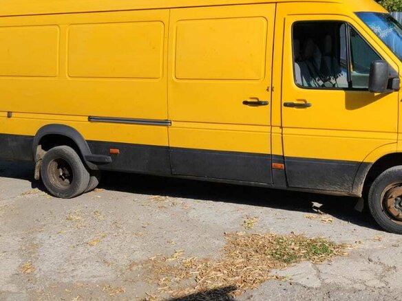 2006 Volkswagen LT, жёлтый, 783000 рублей