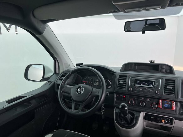 2017 Volkswagen Transporter T6, белый, 4690000 рублей - вид 13