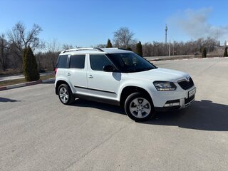 2016 Skoda Yeti I Рестайлинг, белый, 1400000 рублей, вид 1