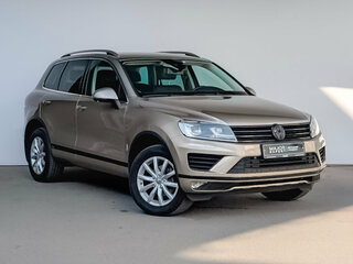 2016 Volkswagen Touareg II Рестайлинг, бежевый, 3060000 рублей, вид 3