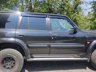 2003 Nissan Patrol V (Y61), чёрный, 2400000 рублей, вид 3