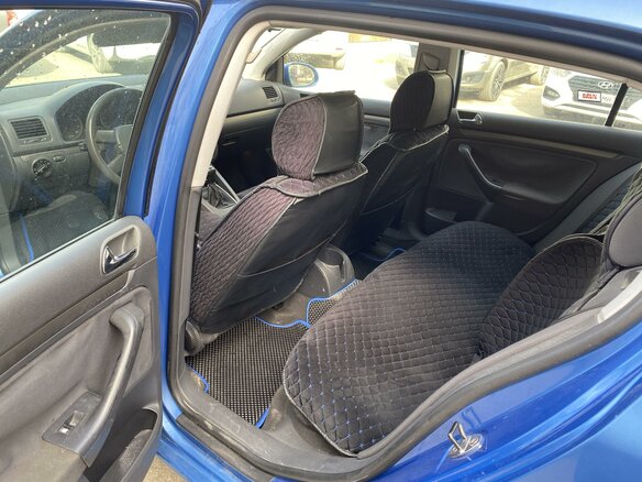 2004 Volkswagen Golf V, синий, 450000 рублей - вид 5