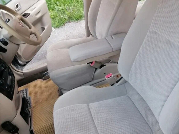 2003 Mazda Premacy I (CP), серебристый, 130000 рублей - вид 8