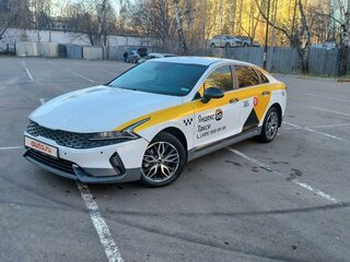 2022 Kia K5 III, белый, 2510000 рублей, вид 4