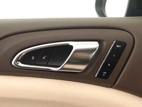 2013 Porsche Cayenne Diesel II (958), чёрный - вид 13