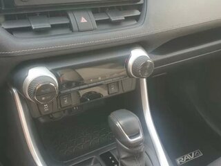2021 Toyota RAV4 V (XA50), серый, 4075431 рублей, вид 4