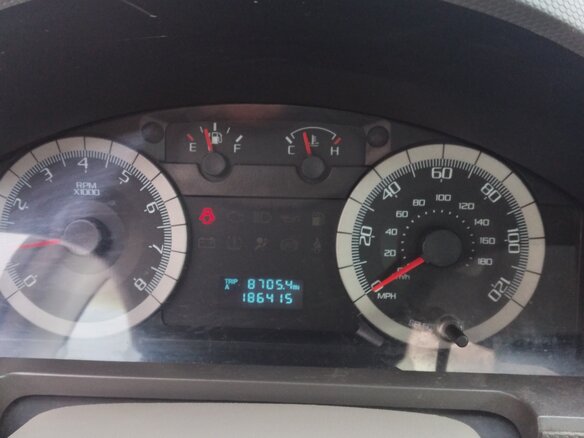 2008 Ford Escape II, серый - вид 6