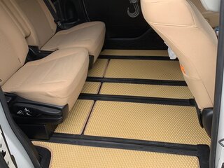 2014 Toyota Noah III (R80), белый, 1790000 рублей, вид 4
