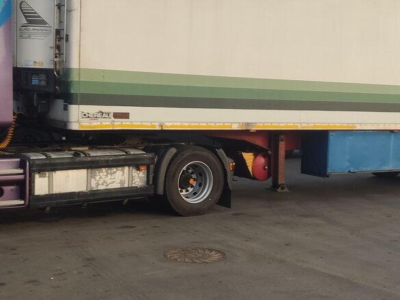 2004 Scania 4-Series, фиолетовый, 2800000 рублей - вид 12
