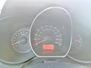 2013 Kia Rio III, серый, 900000 рублей, вид 4