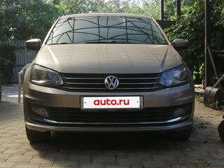 2017 Volkswagen Polo V Рестайлинг, бежевый, 1200000 рублей, вид 2