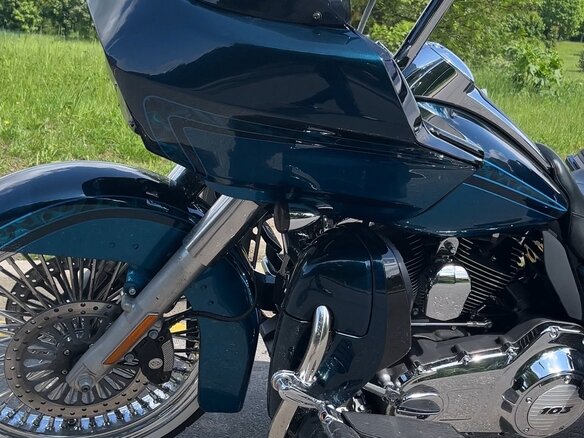 2012 Harley-Davidson CVO Road Glide, синий, 1095000 рублей - вид 4