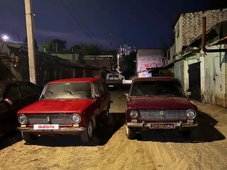 1975 Lada (ВАЗ) 2102, красный, 100000 рублей, вид 3