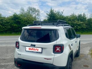 2017 Jeep Renegade Trailhawk I, белый, 2000000 рублей, вид 5