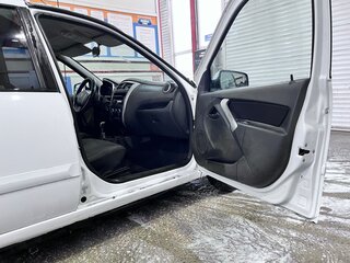 2016 Datsun on-DO I, белый, 270000 рублей, вид 2