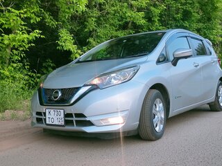 2018 Nissan Note e-Power II Рестайлинг, серый, 1190000 рублей, вид 2