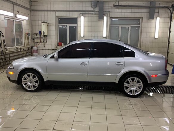 2005 Volkswagen Passat B5 Рестайлинг, серебристый, 750000 рублей - вид 3