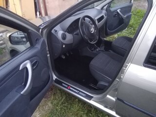 2011 Renault Logan I Рестайлинг, серебристый, 469000 рублей, вид 4
