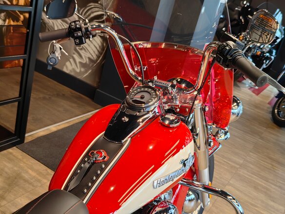 2024 Harley-Davidson Heritage, красный, 4450000 рублей - вид 21