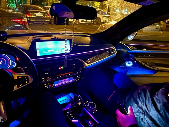 2018 BMW 5 серии M550d xDrive VII (G30/G31/G38), синий, 4880000 рублей - вид 19