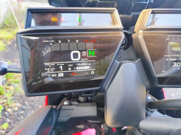 2022 Yamaha Tracer 9, красный, 1300000 рублей - вид 17