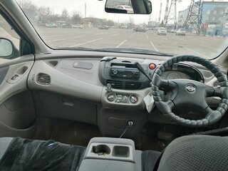 2000 Nissan Tino, серый, 300000 рублей, вид 5