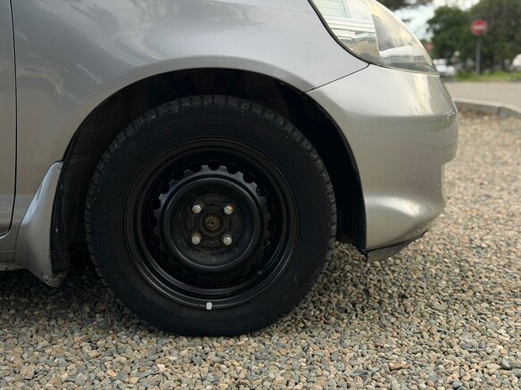 2005 Honda Fit I, серый - вид 9