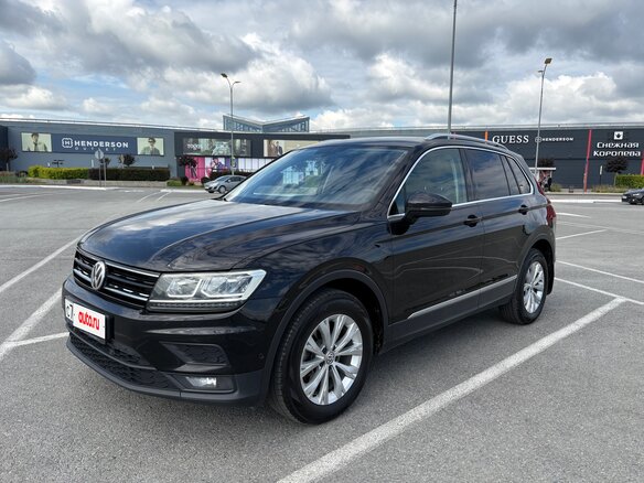 2018 Volkswagen Tiguan II, чёрный, 1950000 рублей