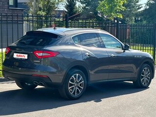 2017 Maserati Levante Diesel I, серый, 4725000 рублей, вид 4