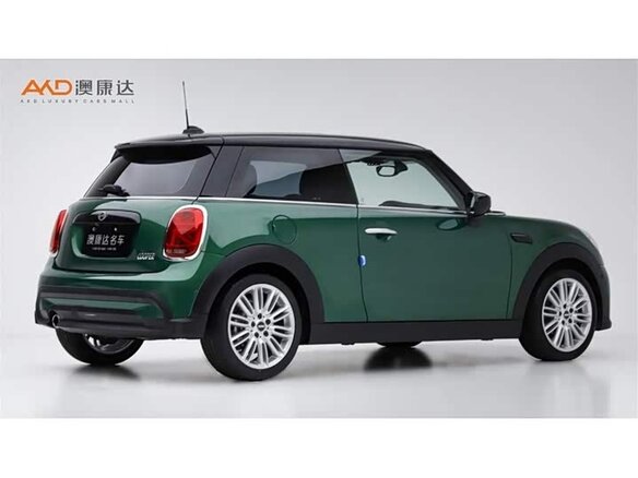 2022 Mini Hatch Cooper III (F55/F56) Рестайлинг 2, зелёный - вид 2
