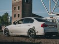 2011 BMW 3 серии 318i V (E90/E91/E92/E93) Рестайлинг, белый - вид 3