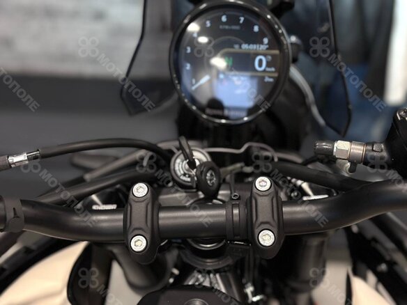 2026 Royal Enfield Himalayan, серебристый, 573000 рублей - вид 11