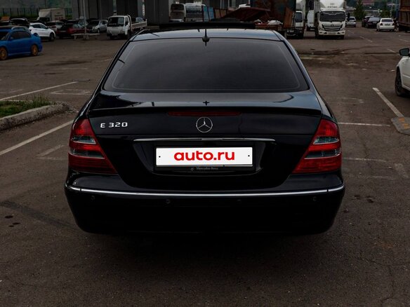 2002 Mercedes-Benz E-Класс 320 III (W211, S211), синий, 1030000 рублей - вид 8