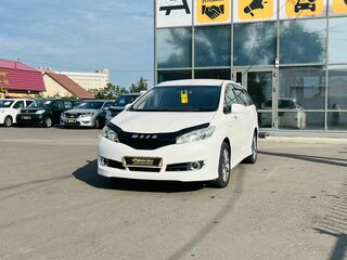 2010 Toyota Wish II, белый, 1199000 рублей, вид 2