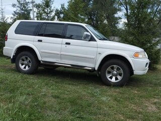 2008 Mitsubishi Pajero Sport I Рестайлинг, белый, 1200000 рублей, вид 2
