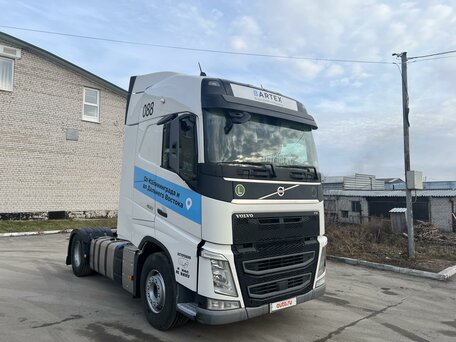 2020 Volvo FH, белый, 10200000 рублей, вид 3