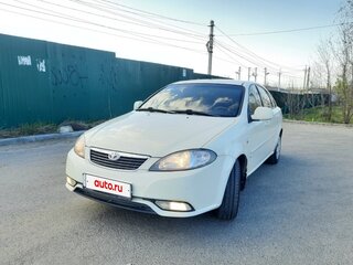 2013 Daewoo Gentra II, бежевый, 550000 рублей, вид 1
