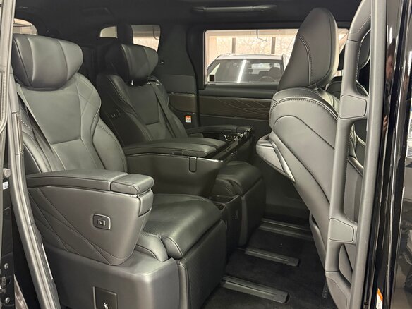 2023 Toyota Alphard IV, чёрный - вид 28