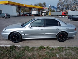 2006 Hyundai Sonata ТагАЗ IV (EF) Рестайлинг, серебристый, 450000 рублей, вид 3
