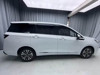 2022 Wuling Jiachen, белый, 1020000 рублей, вид 4