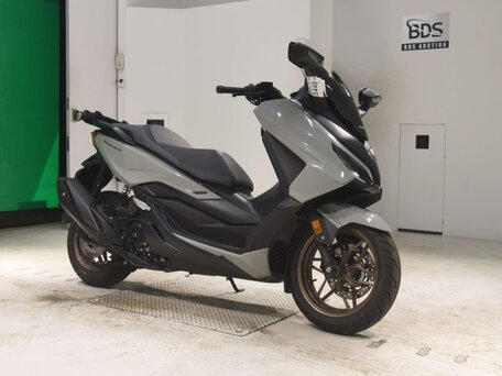 2024 Honda Forza, серый, 900000 рублей, вид 1
