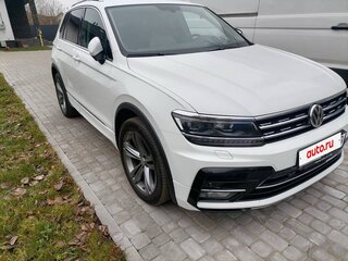 2018 Volkswagen Tiguan II, белый, 2450000 рублей, вид 3