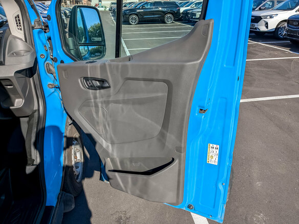2020 Ford Transit, синий, 1799000 рублей - вид 23